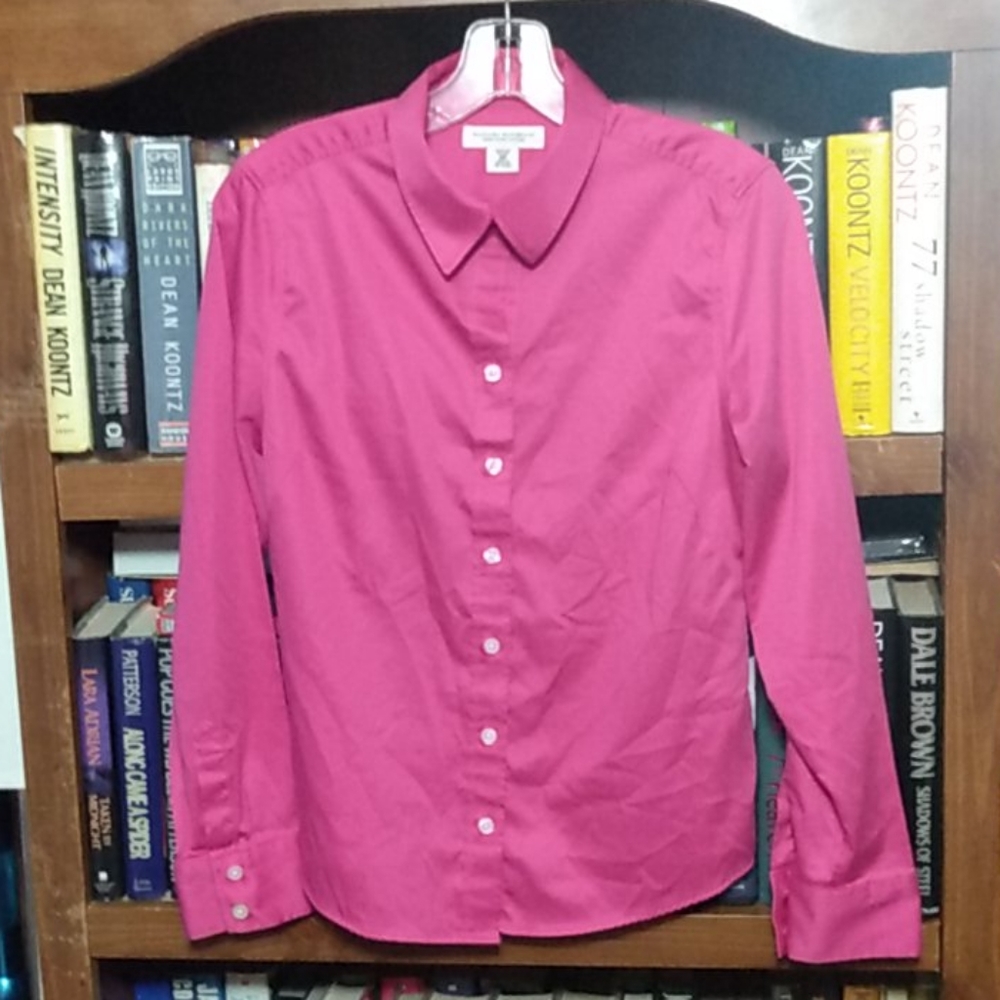 Banana Republic Fitted blouse